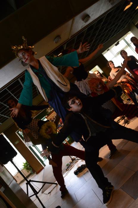 Kliknutím na fotografii zavřete okno