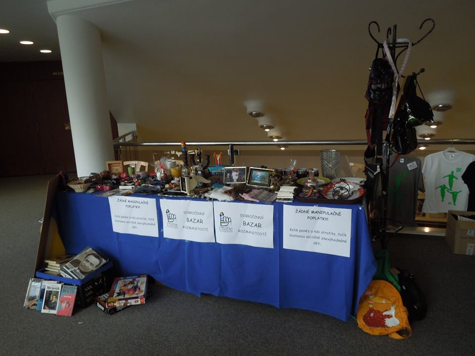 Kliknutím na fotografii zavřete okno