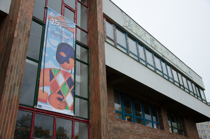 Kliknutím na fotografii zavřete okno