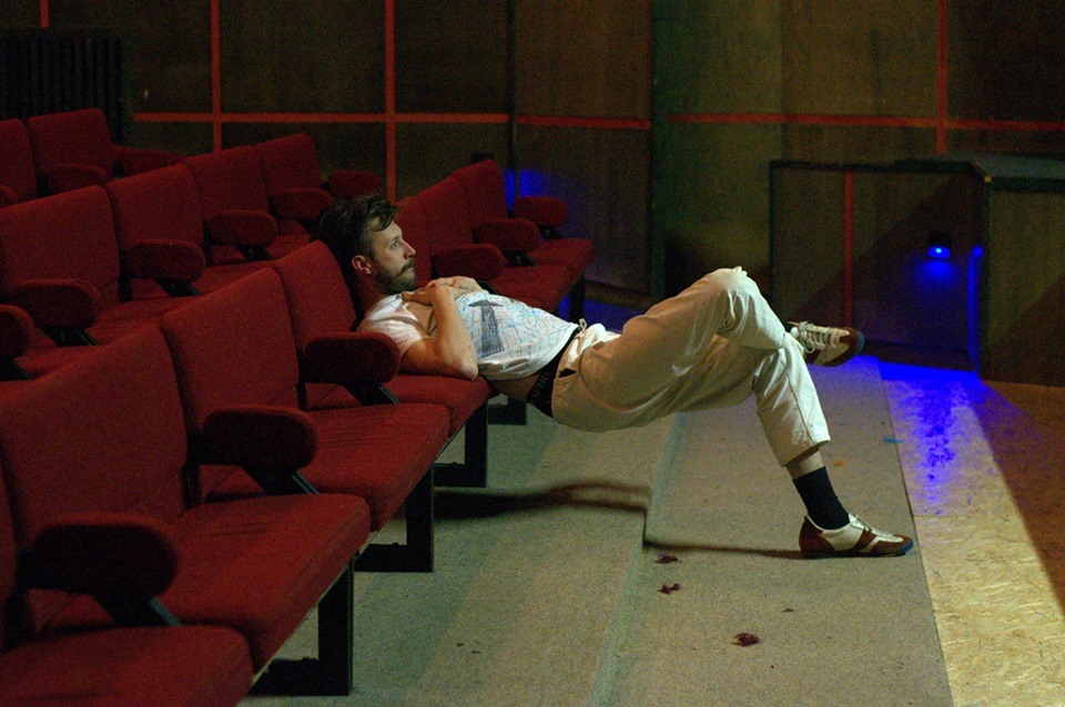 Kliknutím na fotografii zavřete okno