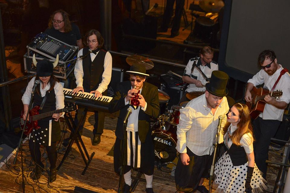 Kliknutím na fotografii zavřete okno