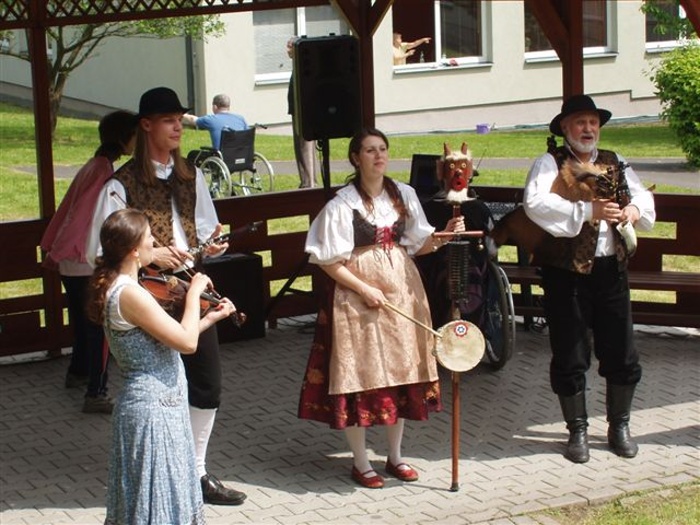 Kliknutím na fotografii zavřete okno