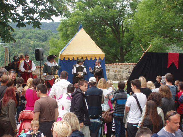 Kliknutím na fotografii zavřete okno