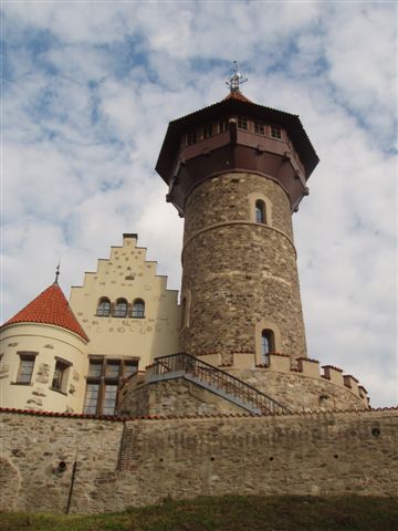 Kliknutím na fotografii zavřete okno