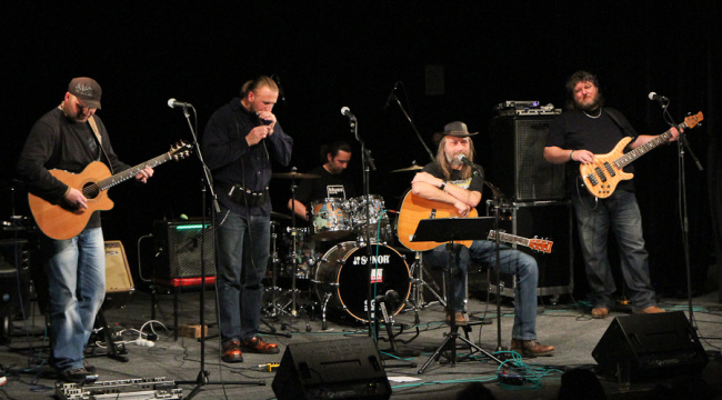 Kliknutím na fotografii zavřete okno