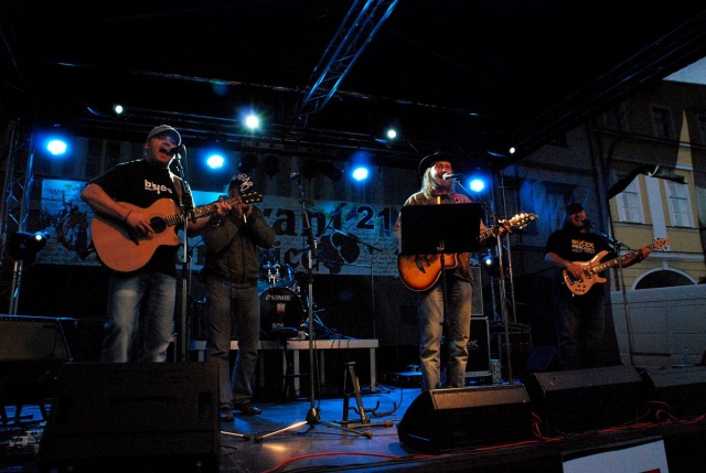 Kliknutím na fotografii zavřete okno